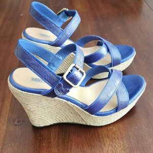 UGG Women's Blue Patent Leather Wedge Sandals Jute‎ Heel Sz 9.5